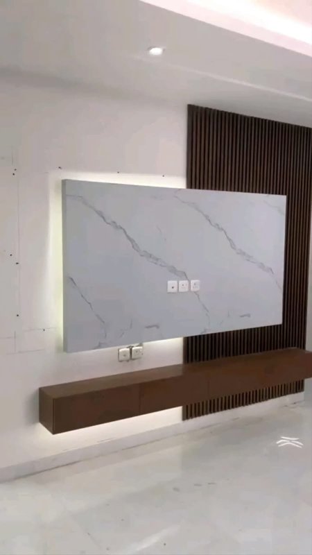 مزنون تلفزيون بسعر {600} شيكل