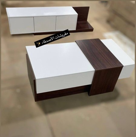 مزنون مع طاولة بسعر {1200} شيكل