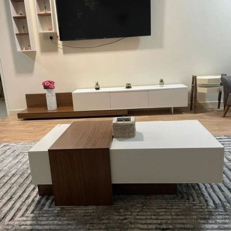 مزنون مع طاولة بسعر {1200} شيكل
