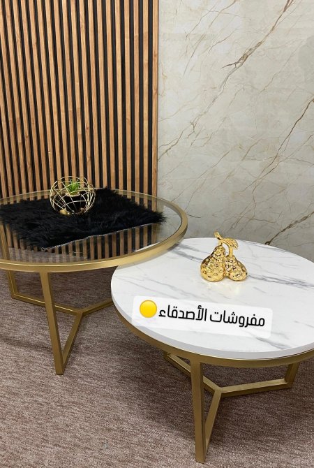 طاولة وسط معدن مع خشب بسعر {500} شيكل