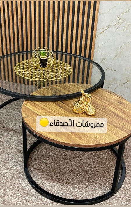 طاولة وسط معدن مع خشب بسعر {500} شيكل