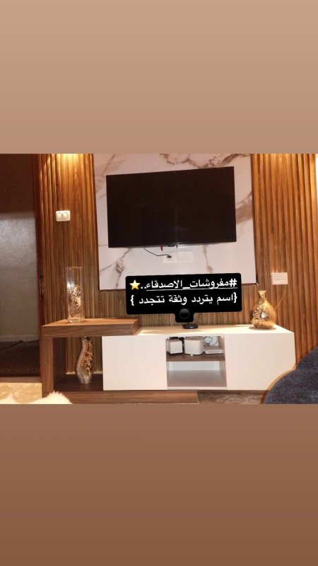 مزنون تلفزيون بسعر {700} شيكل
