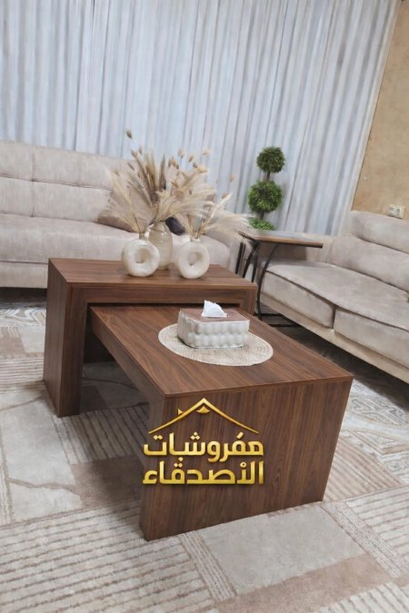 طاولة وسط بسعر {500} شيكل