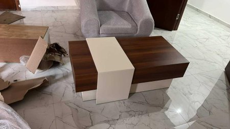 طاولة وسط خشب بسعر  {500} شيكل