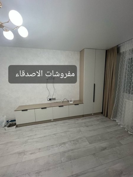 مزنون مع فترينا